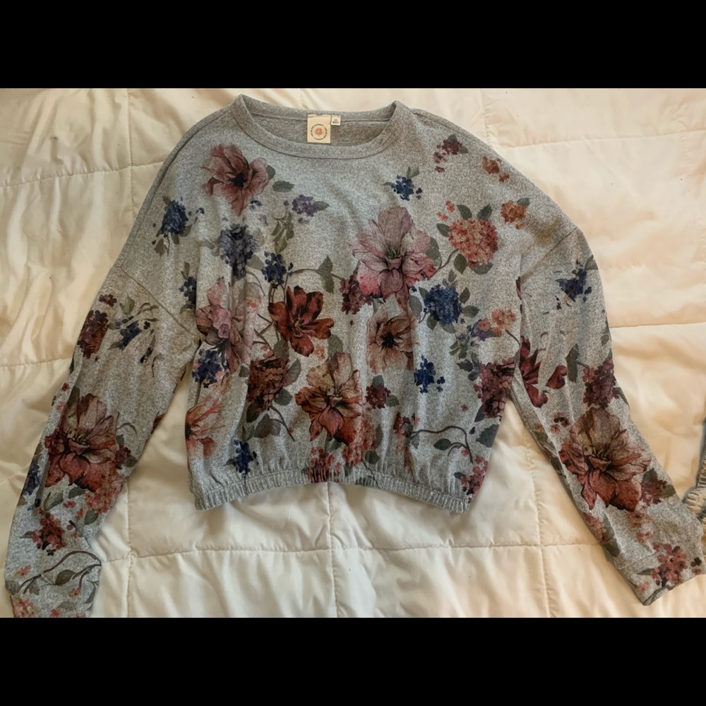 Fitted Sweatshirt